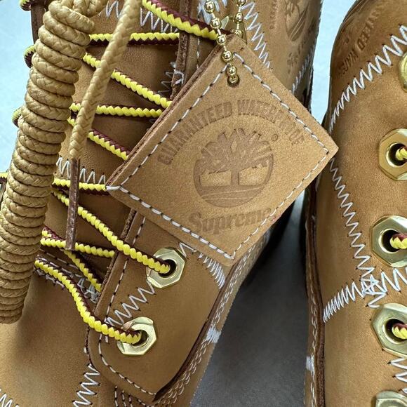 ? Timberland x Supreme 6\